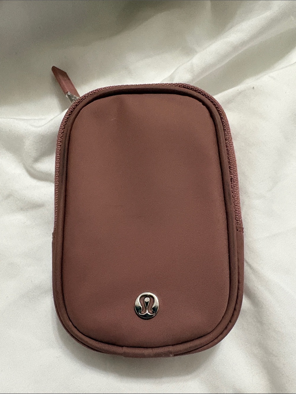 Clippable nano pouch